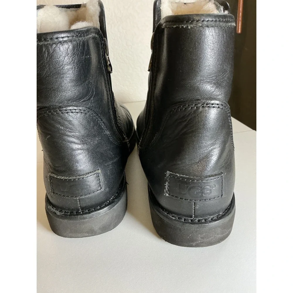 UGG Black Leather Shearling Lined Ankle Boots Side Zip 1017851 Womens Size 9